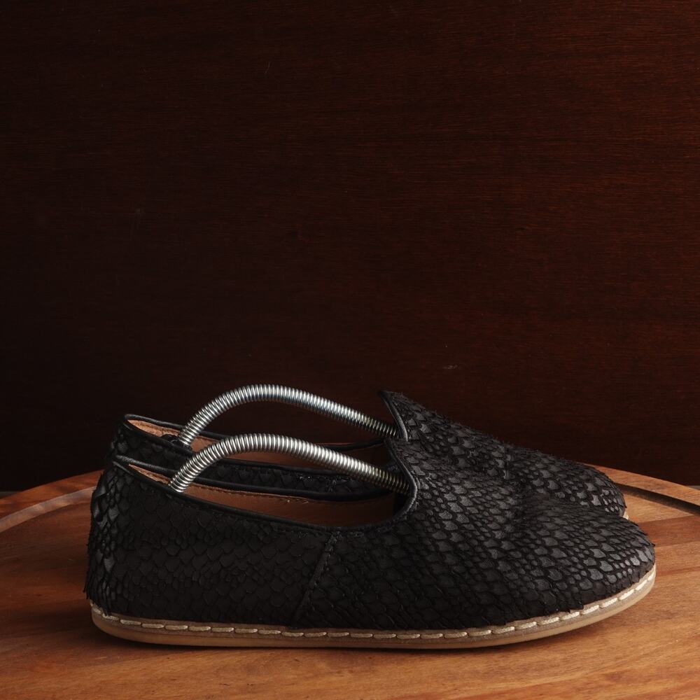 Charix Loafers WMS SZ EU 39 US 8.75 Wild Black Leather Slip On Classic Flat Shoe